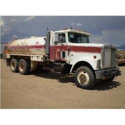 INTERNATIONAL 9370 3,400 GALLON T/A WATER TRUCK, s/n 2HSFAG2N1KCO18339:
