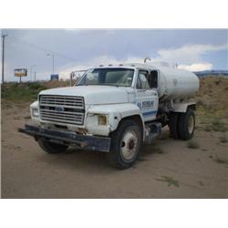 FORD F700 2,000 GALLON S/A WATER TRUCK, s/n 1FDPK74C4PVA38622: