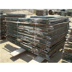 (25) 6ft. 8in. WALK THRU SCAFFOLDING FRAMES