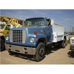 FORD F900 1,000 GALLON S/A WATER TRUCK s/n F90KV028430