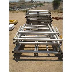 UPRIGHT ALUMINUM STAIRWAY SCAFFOLDING