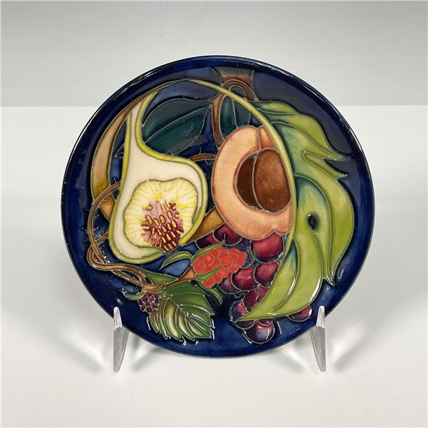 Moorcroft Pottery by Emma Bossons Tray, Queens Choice