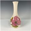 Image 1 : Moorcroft Pottery Magnolia Vase