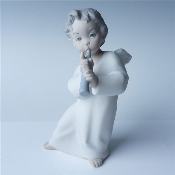 Lladro Porcelain Figurine, Angel with Flute 1014540
