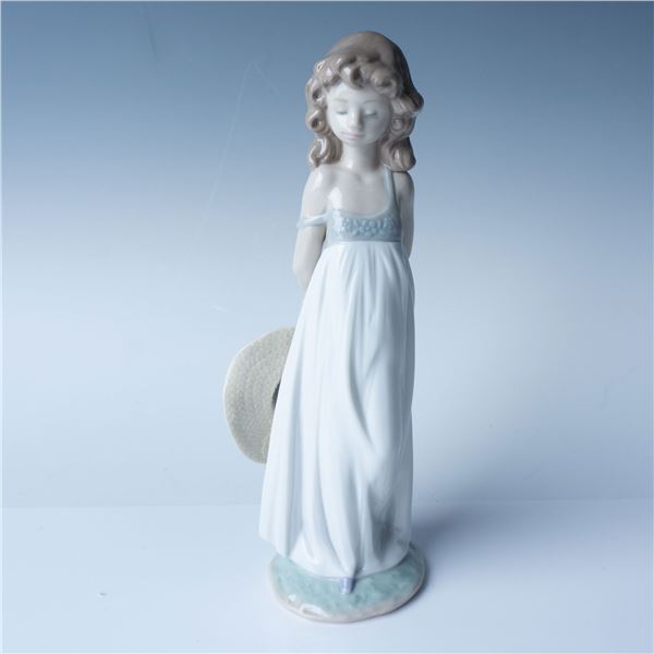 Lladro Porcelain Figurine, Natural Beauty 01008114