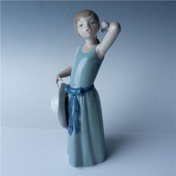 Lladro Porcelain Figurine, Prissy 1005010