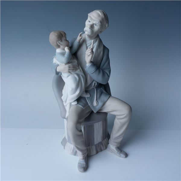 Lladro Porcelain Figurine, The Grandfather 01014654