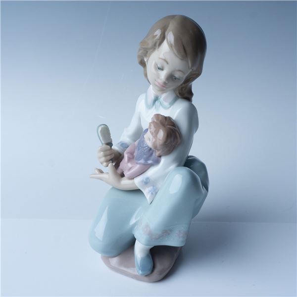 Lladro Porcelain Figurine, Thoughtful Caress 1005990, Boxed
