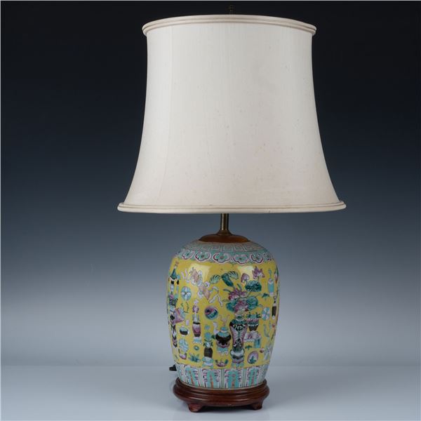2pc Vintage Ceramic Chinese Table Lamps
