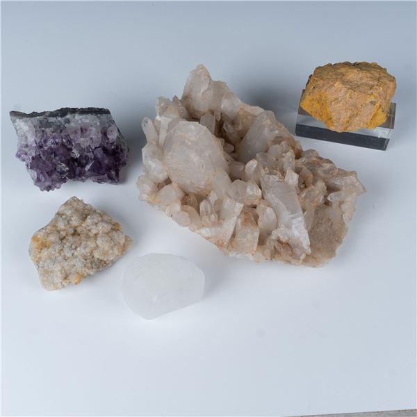 5pc Mineral Rock Grouping Including Amethyst and Quartz