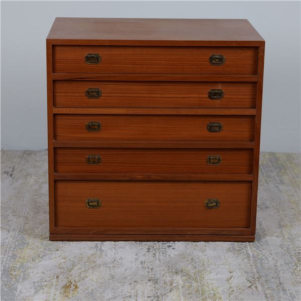 Five Chambers Wooden Chest Drawer