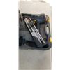 Image 2 : MASTERCRAFT CASED AIR NAILER
