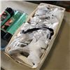 Image 2 : 4  AEROSOL CANS OF ENGINE CLEAN AND TRAY OF NEW SAFETY GOGGLES