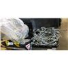 Image 2 : 2 SETS OF TIRE CHAINS