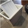 Image 2 : LOT OF TOTES WITH LIDS