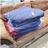 Image 1 : 5 MOVING BLANKETS