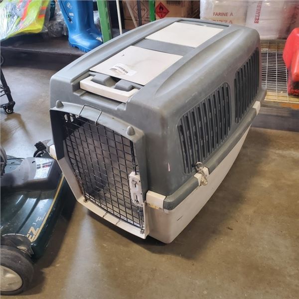 PET KENNEL