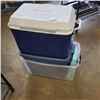 Image 2 : ASSORTED TOTES AND COOLER