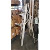 Image 1 : 6' ALUMINUM A-FRAME LADDER