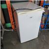 Image 1 : MODERN BAR FRIDGE WORKING
