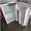 Image 2 : MODERN BAR FRIDGE WORKING