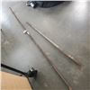 Image 1 : 2 LARGE PRY BARS