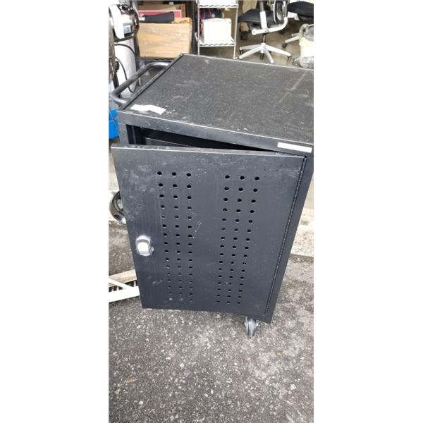 BLACK ROLLING SERVER CABINET