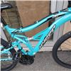 Image 2 : BLUE HYPER BIKE