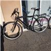 Image 1 : BLACK SUPERCYCLE BIKE