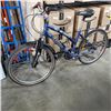 Image 1 : BLUE CARRERA BIKE