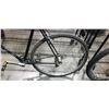 Image 2 : BLACK BIKE