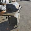 Image 3 : BACKYARD GRILL 5 BURNER PROPANE BBQ WITH SIDE BURNER
