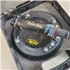Image 2 : GLASS LIFTER IN CASE