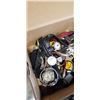 Image 2 : COLLECTION OF VARIOUS WATCHES