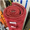 Image 2 : RED SHAG AREA RUG, APPROX 4' X 6'