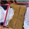 Image 2 : 2 PAIR OF NEW KIDS LEATHER BOOTS SIZE 2 AND 3