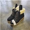 Image 1 : NEW WOMENS SIZE 9 DARK BROWN WINTER BOOTS