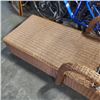 Image 3 : ALUMINUM FRAME PATIO LOUNGER