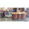 Image 1 : 9 DRAWER DRESSER WITH MIRROR