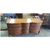 Image 3 : 9 DRAWER DRESSER WITH MIRROR