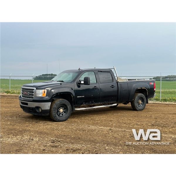 2014 GMC SIERRA 3500HD SLE CREW CAB PICKUP