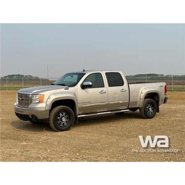 2008 GMC SIERRA 2500HD CREW CAB PICKUP