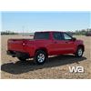 Image 3 : 2022 CHEVROLET SILVERADO 1500 CREW CAB PICKUP