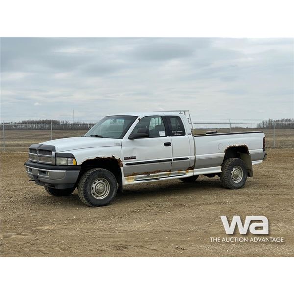 2001 DODGE RAM SLT 2500 E-CAB PICKUP TRUCK