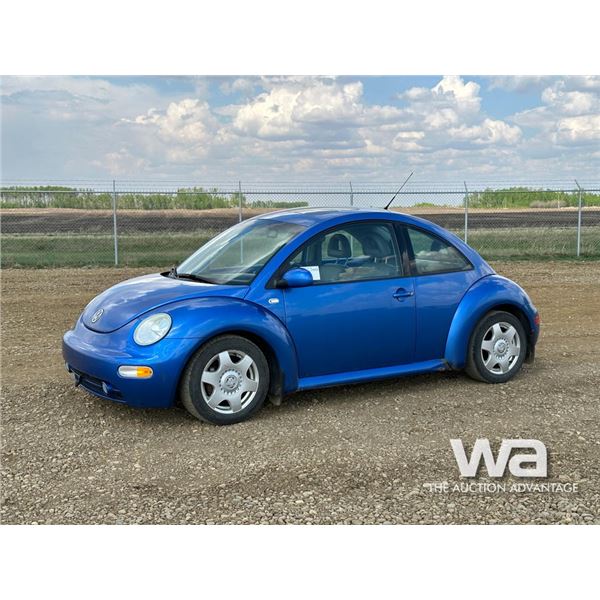 2001 VOLKSWAGEN NEW BEETLE 2 DOOR HATCH BACK CAR