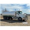 Image 2 : 2007 INTERNATIONAL EAGLE 9200i T/A WATER TRUCK
