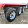 Image 24 : 2014 PETERBILT 367 TRI DRIVE DUMP TRUCK