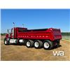 Image 4 : 2014 PETERBILT 367 TRI DRIVE DUMP TRUCK