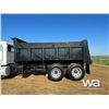 Image 29 : 2007 PETERBILT 335 T/A DUMP TRUCK