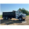 Image 2 : 2007 PETERBILT 335 T/A DUMP TRUCK